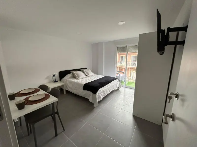 Apartment with 5 bedrooms in Elche, Costa Blanca — photo 10 of 12