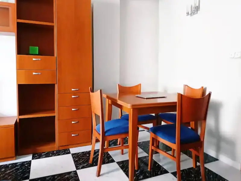 Apartamento de 2 dormitorios en Alicante, Costa Blanca — foto 2 de 17