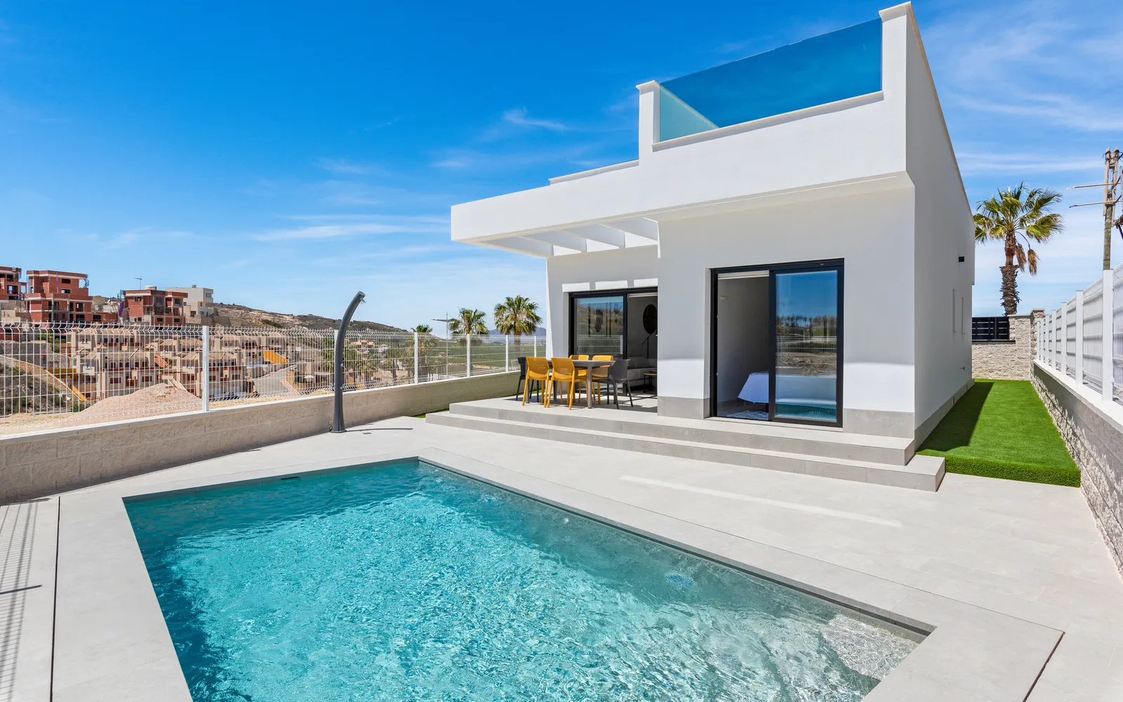 Chalet independiente de 3 dormitorios en Algorfa, Costa Blanca — foto 1 de 1
