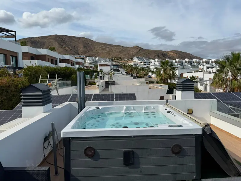 Villa de 3 dormitorios en Finestrat, Costa Blanca — foto 25 de 30