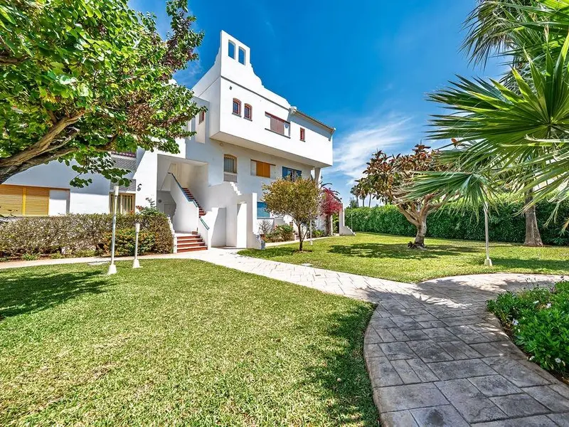 Apartamento de 2 dormitorios en Dénia, Costa Blanca — foto 17 de 29