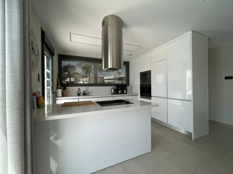 Villa de 5 dormitorios en Finestrat, Costa Blanca — foto 9 de 30