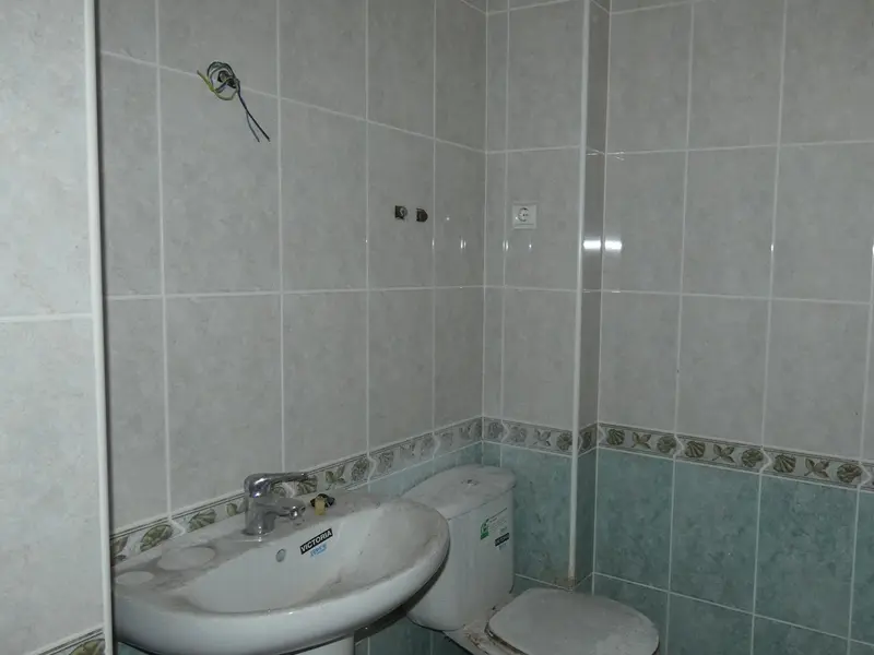 Local comercial en Elche, Costa Blanca — foto 6 de 11