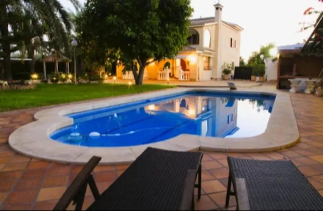 Вілла з 7 спальнями у Elche, Коста-Бланка — фото 1 з 18