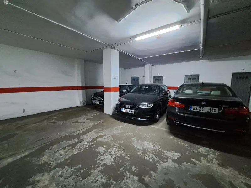 Garage in Alicante, Costa Blanca — photo 3 of 12