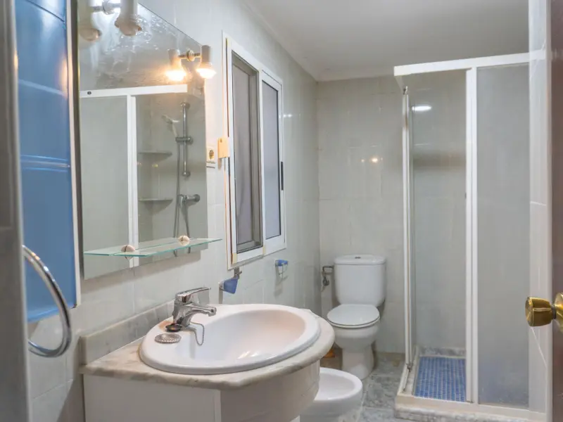 Villa de 4 dormitorios en Desconocido, Costa Blanca — foto 13 de 30
