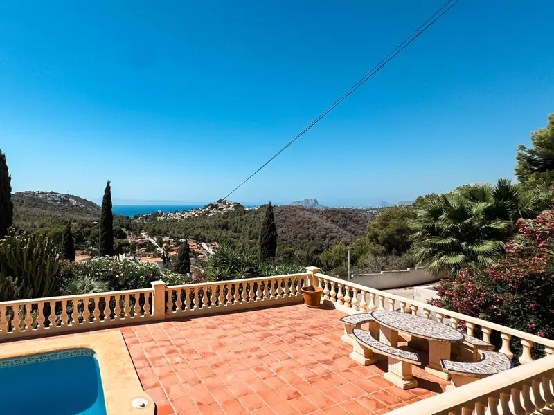 Villa de 3 dormitorios en Moraira, Costa Blanca — foto 18 de 22