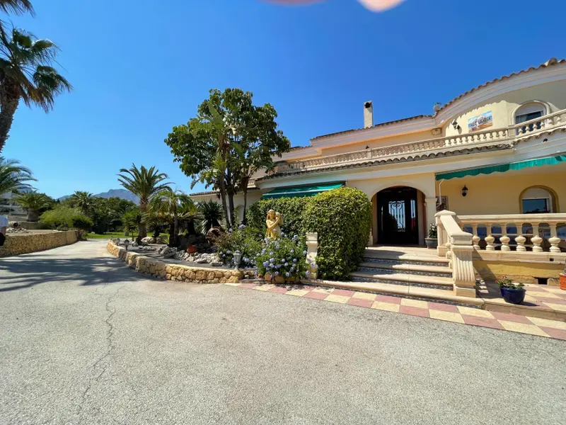 Villa de 7 dormitorios en Alfaz del Pi, Costa Blanca — foto 10 de 30