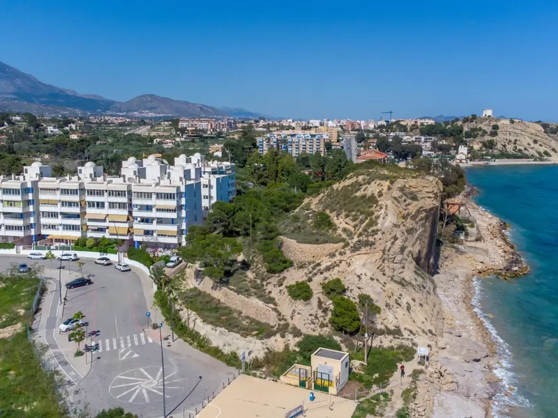 Apartamento de 3 dormitorios en Villajoyosa, Costa Blanca — foto 13 de 30