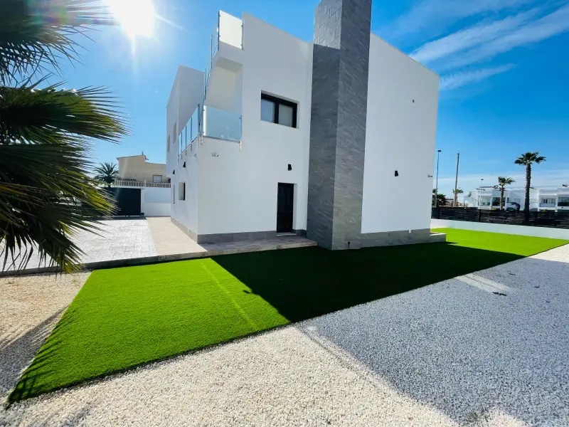 Villa mit 5 Schlafzimmern in Torrevieja, Costa Blanca — Foto 13 von 30