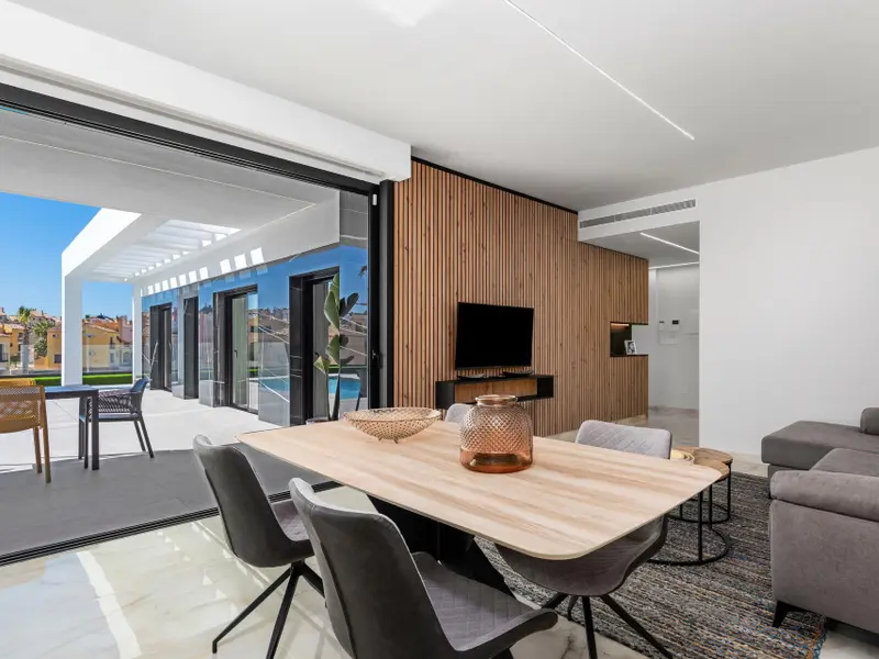 Villa de 3 dormitorios en Algorfa, Costa Blanca — foto 30 de 30
