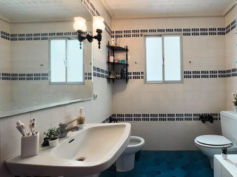 Villa de 4 dormitorios en Novelda, Costa Blanca — foto 12 de 27