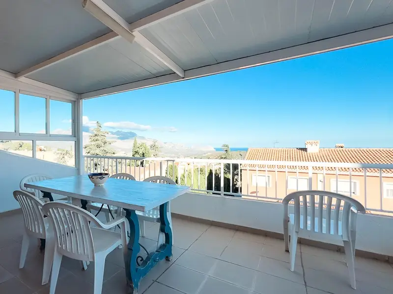Villa de 4 dormitorios en La Nucía, Costa Blanca — foto 28 de 30