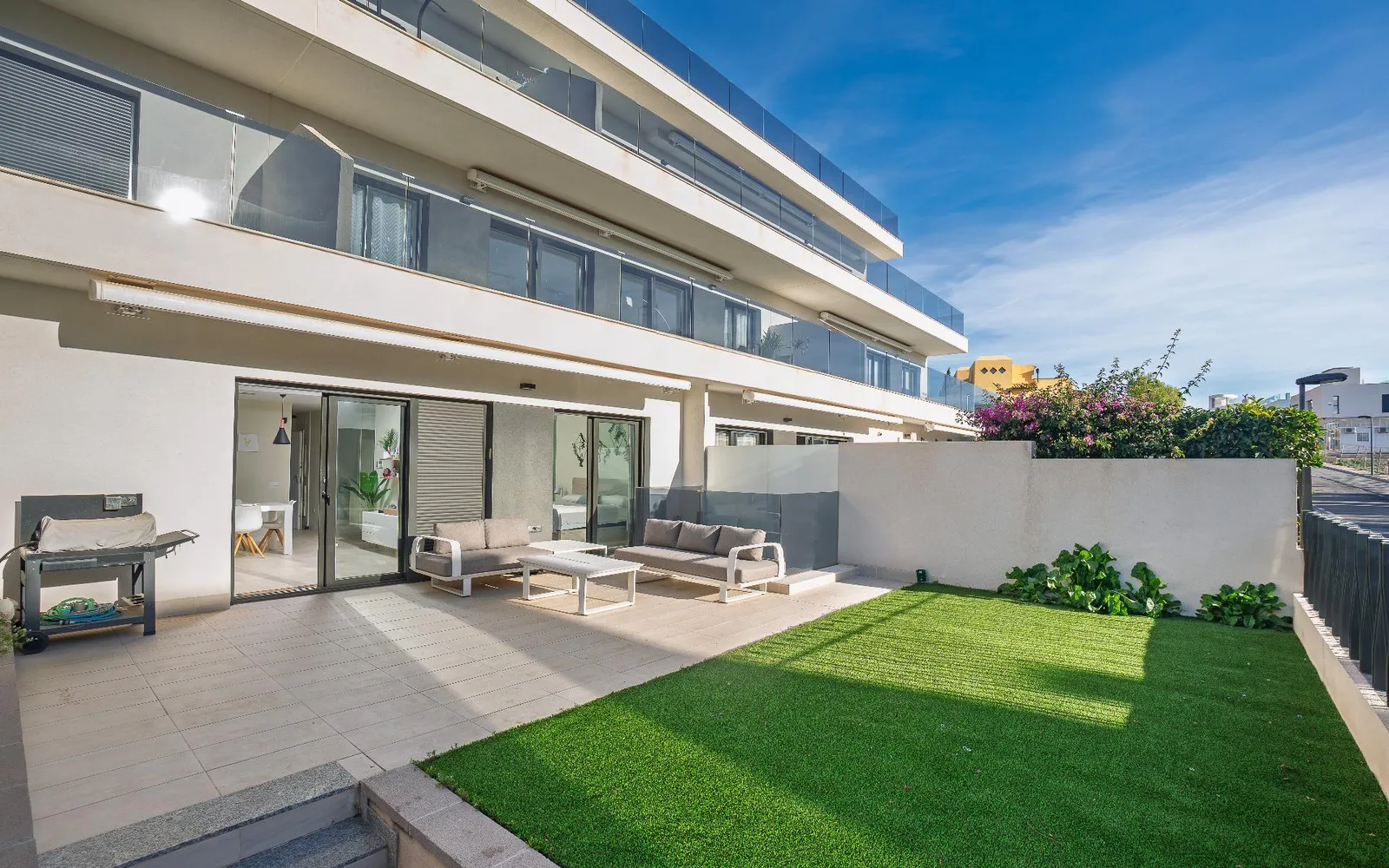 Reihenhaus mit 4 Schlafzimmern in Finestrat, Costa Blanca — Foto 1 von 30