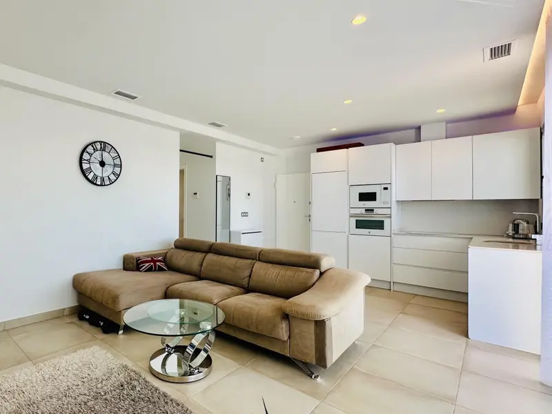 Penthouse mit 2 Schlafzimmern in Finestrat, Costa Blanca — Foto 3 von 22
