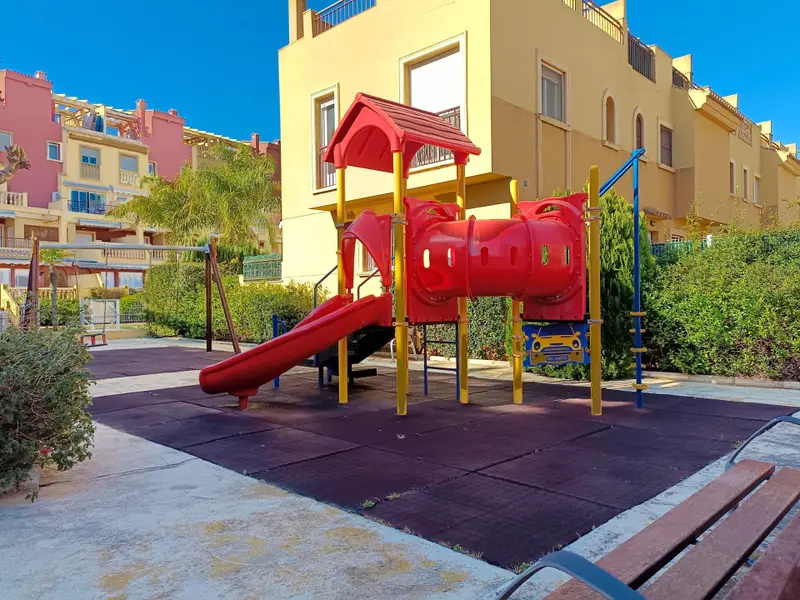 Adosado de 4 dormitorios en Dénia, Costa Blanca — foto 12 de 30