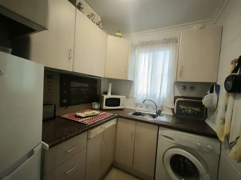Apartamento de 2 dormitorios en Torrevieja, Costa Blanca — foto 14 de 23