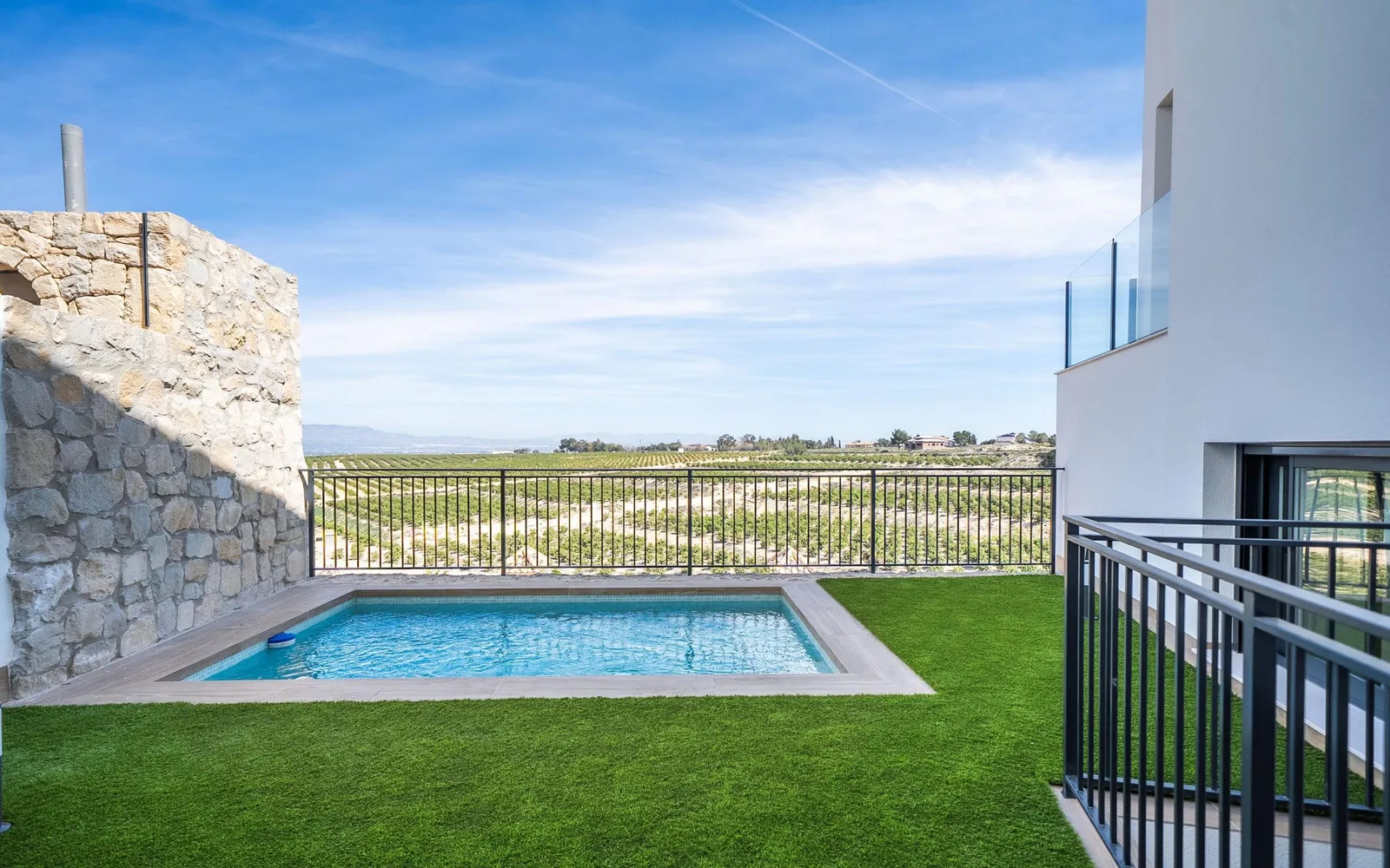 Villa de 6 dormitorios en Algorfa, Costa Blanca — foto 1 de 30