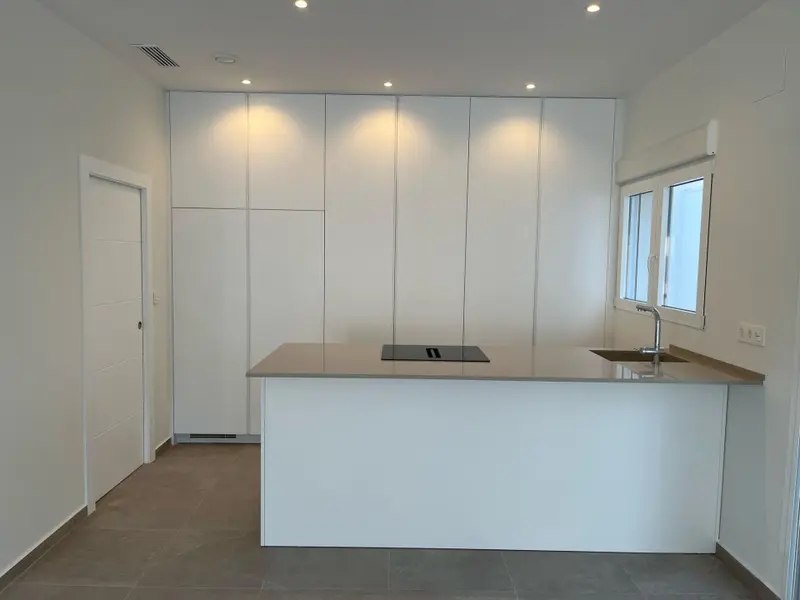 Villa de 3 dormitorios en La Romana, Costa Blanca — foto 24 de 30