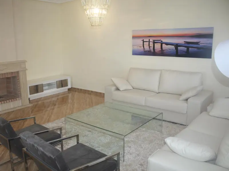 Villa de 3 dormitorios en Torrevieja, Costa Blanca — foto 13 de 26