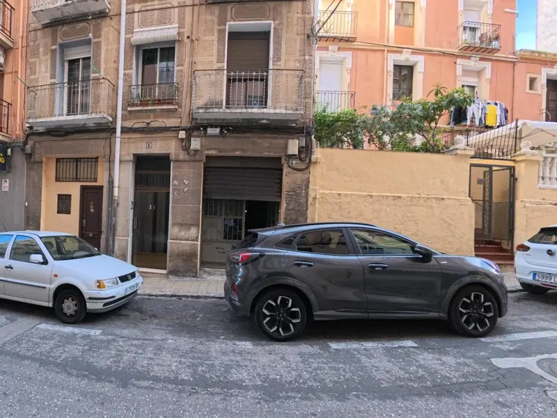 Local comercial en Alcoy, Costa Blanca — foto 3 de 16