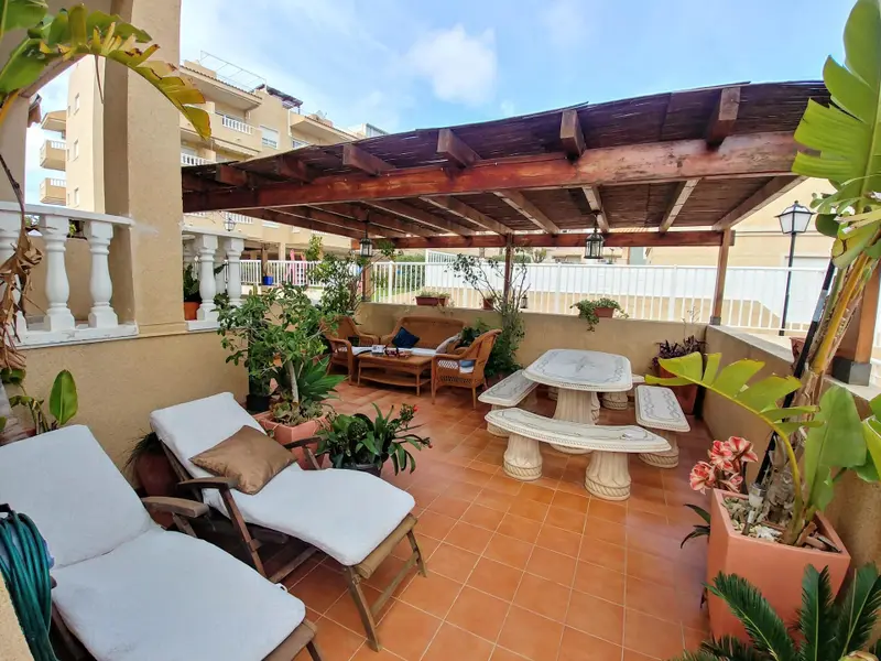 Bungalow with 4 bedrooms in Santa Pola, Costa Blanca — photo 20 of 30