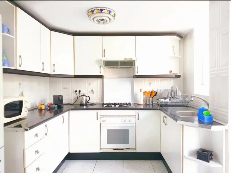 Apartamento de 2 dormitorios en Alicante, Costa Blanca — foto 5 de 17