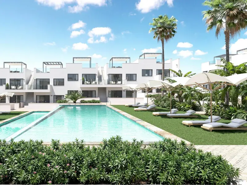 Бунгало з 2 спальнями у Torrevieja, Коста-Бланка — фото 13 з 30