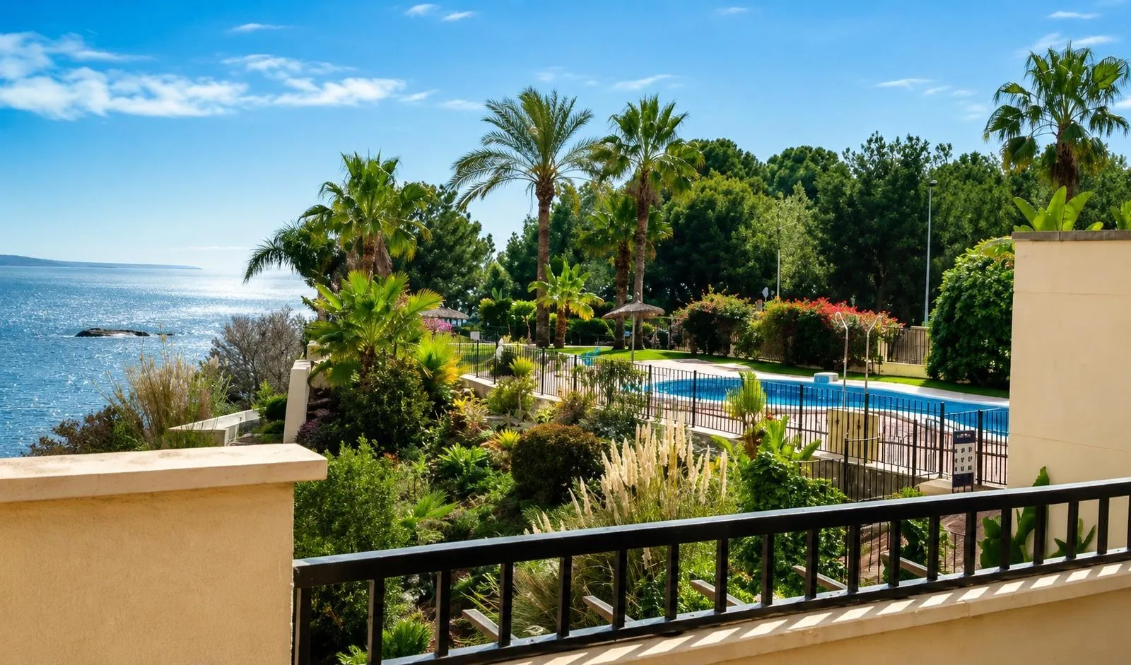 Penthouse with 1 bedrooms in Altea, Costa Blanca — photo 1 of 20