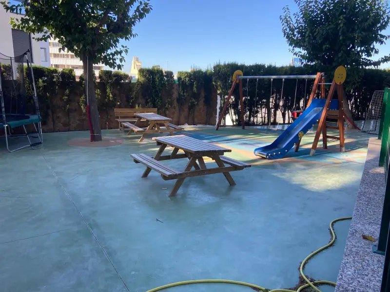 Apartamento de 4 dormitorios en Alicante, Costa Blanca — foto 30 de 30