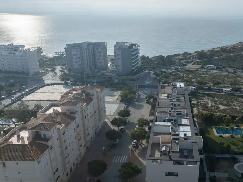 Local commercial à Villajoyosa, Costa Blanca — photo 15 sur 28