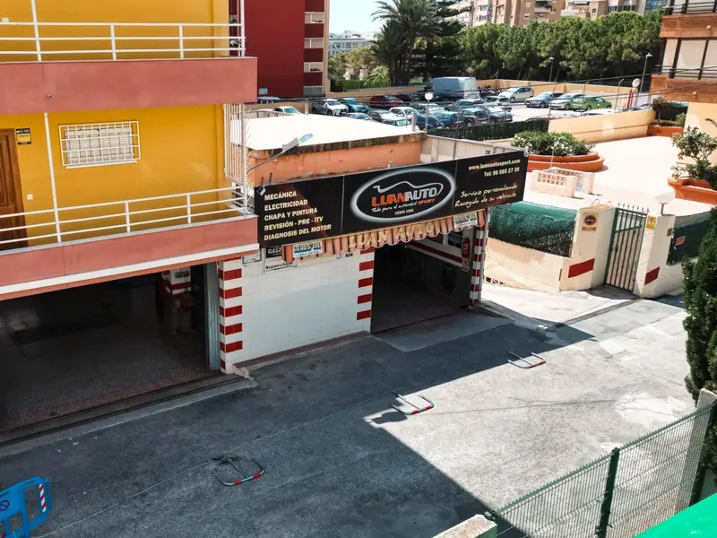 Local comercial en Benidorm, Costa Blanca — foto 2 de 27