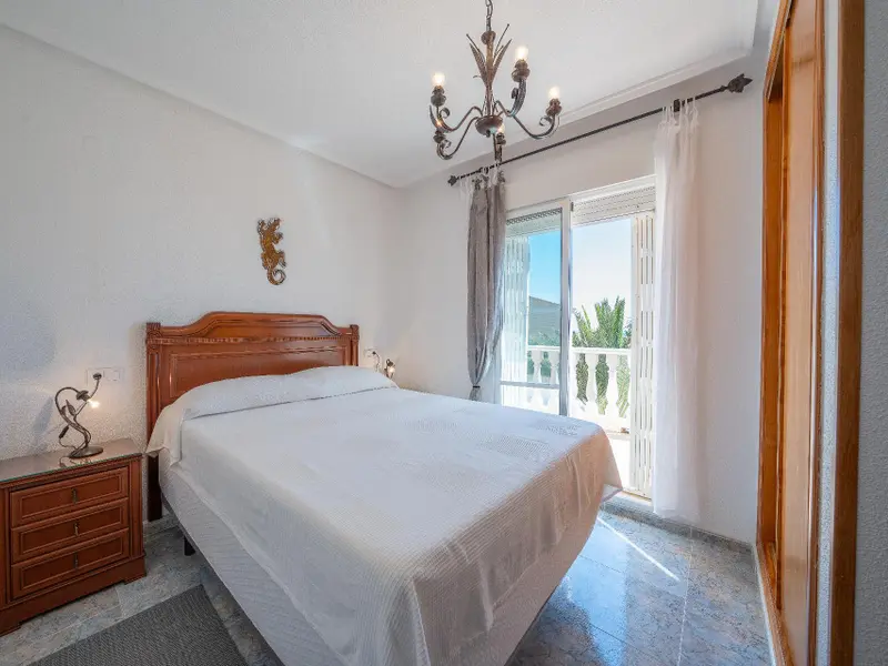 Bungalow de 2 dormitorios en Desconocido, Costa Blanca — foto 24 de 30
