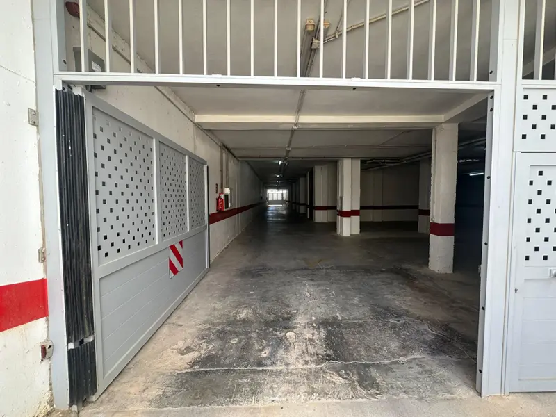 Garaje en Torrevieja, Costa Blanca — foto 3 de 14