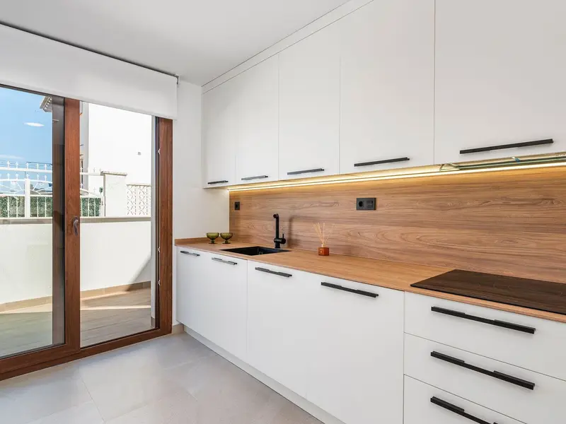 Bungalow de 2 dormitorios en Torrevieja, Costa Blanca — foto 26 de 29