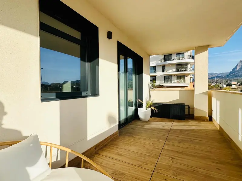 Apartamento de 2 dormitorios en Villajoyosa, Costa Blanca — foto 9 de 29