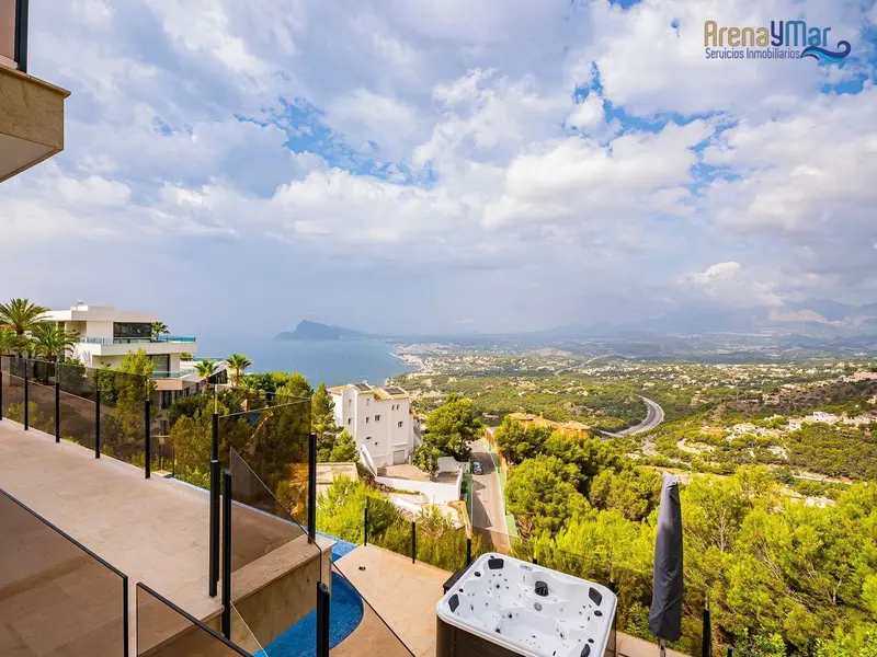 Вілла з 5 спальнями у Altea, Коста-Бланка — фото 2 з 30