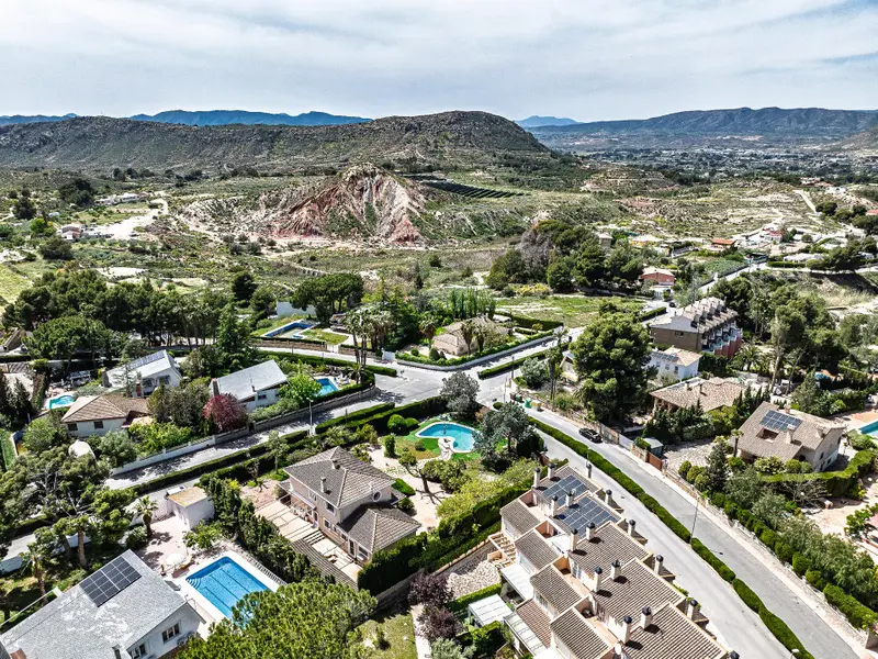 Villa with 4 bedrooms in Desconocido, Costa Blanca — photo 10 of 30