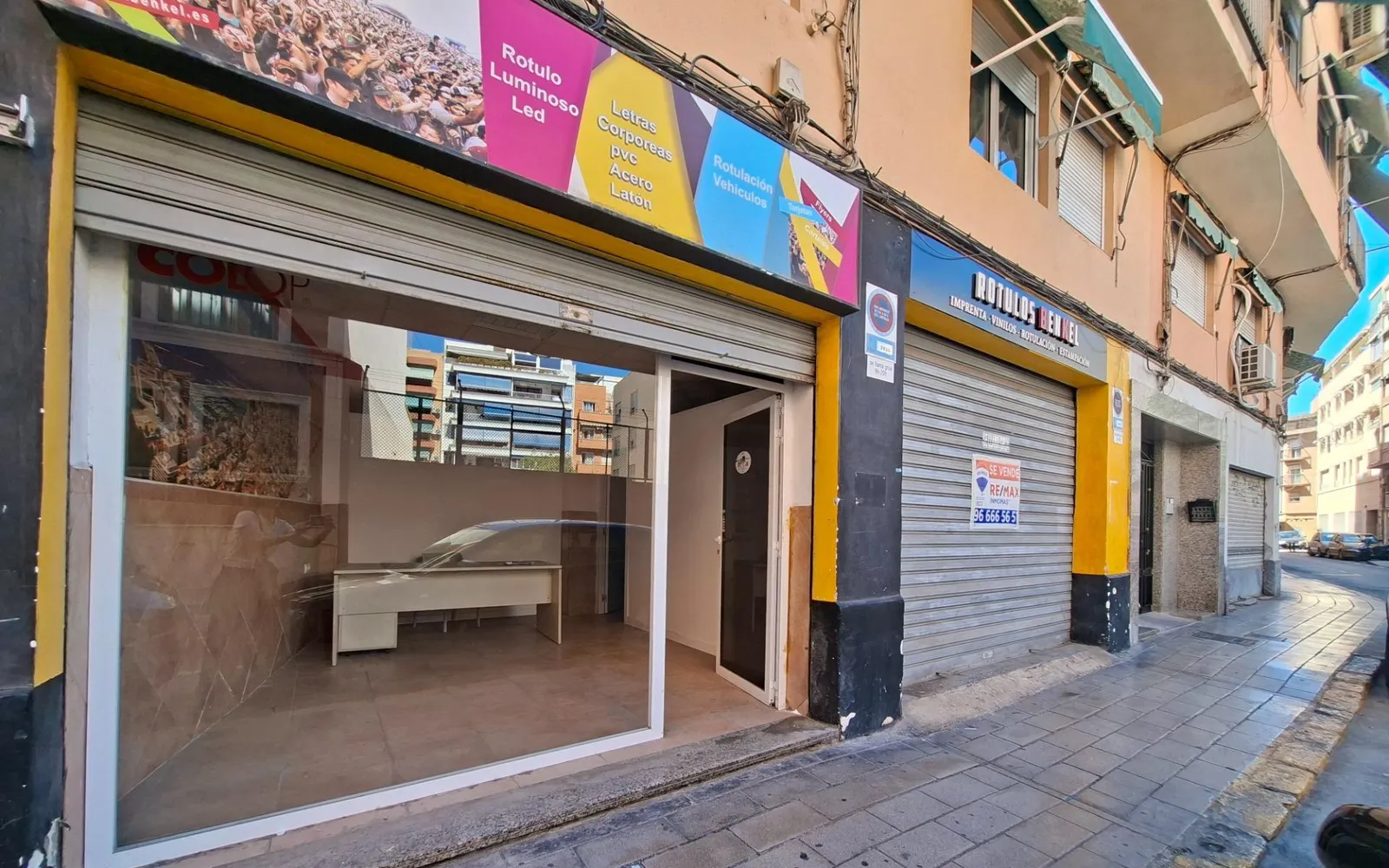Комерційне приміщення у Alicante, Коста-Бланка — фото 1 з 12