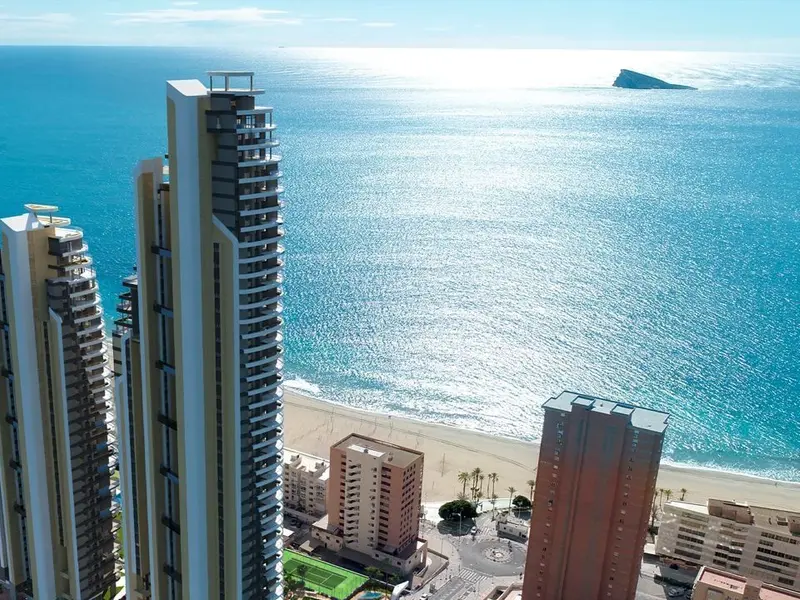 Apartamento de 2 dormitorios en Benidorm, Costa Blanca — foto 2 de 22
