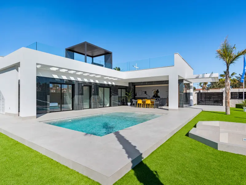 Chalet independiente en Algorfa, Costa Blanca