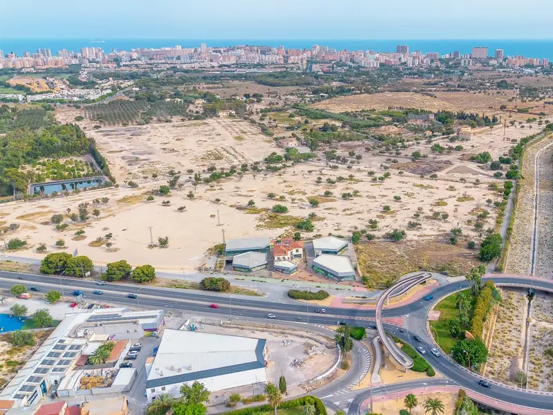 محل تجاري en Alicante, Costa Blanca — صورة 14 من 15