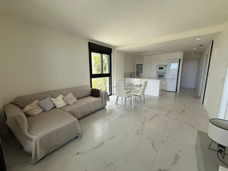 Apartamento de 2 dormitorios en Finestrat, Costa Blanca — foto 2 de 25