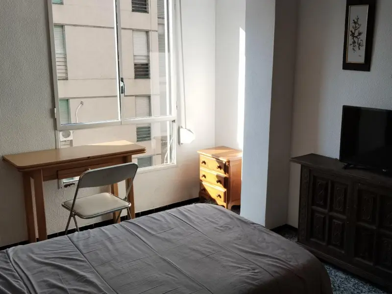 Apartamento de 10 dormitorios en Elche, Costa Blanca — foto 4 de 14
