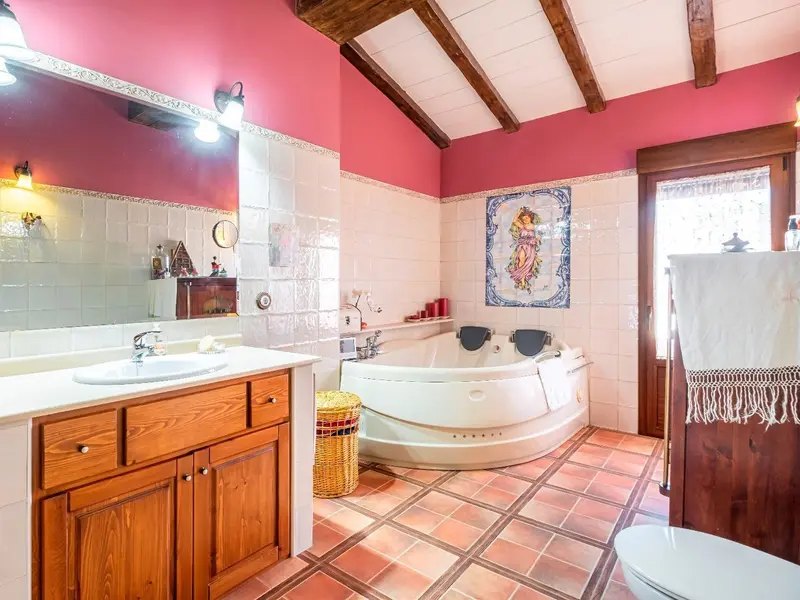 Villa de 5 dormitorios en Pinoso, Costa Blanca — foto 6 de 30