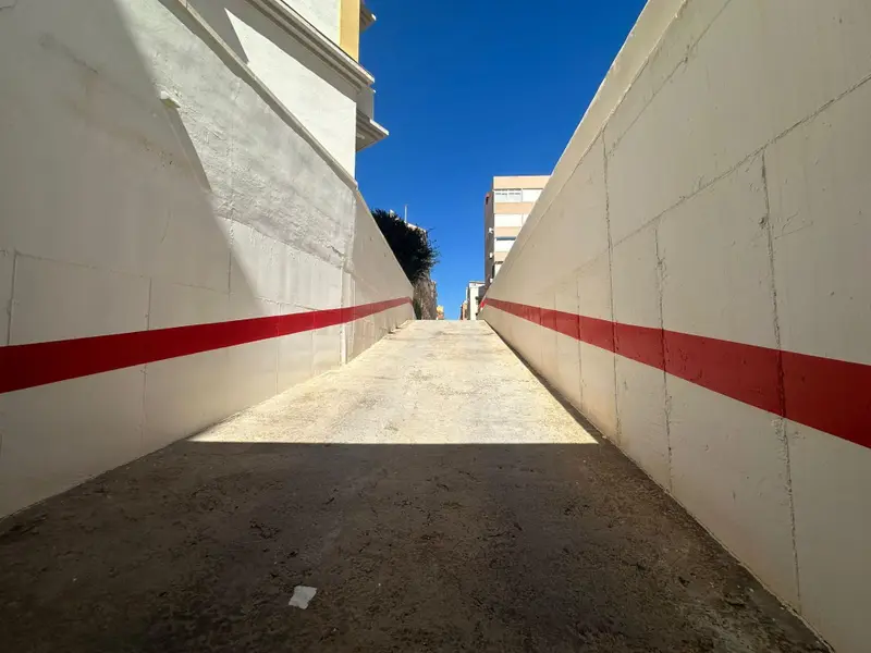 Garaje en Torrevieja, Costa Blanca — foto 12 de 14