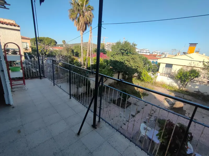Villa mit 4 Schlafzimmern in Villajoyosa, Costa Blanca — Foto 2 von 30