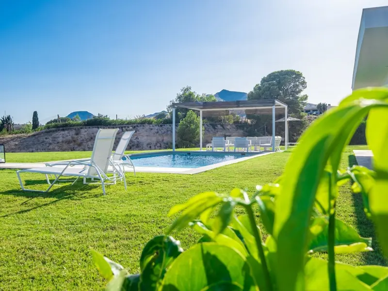 Villa de 4 dormitorios en Mutxamel, Costa Blanca — foto 14 de 30