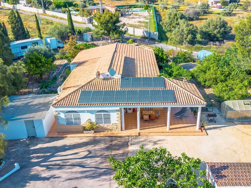 Villa mit 4 Schlafzimmern in Alicante, Costa Blanca — Foto 2 von 30