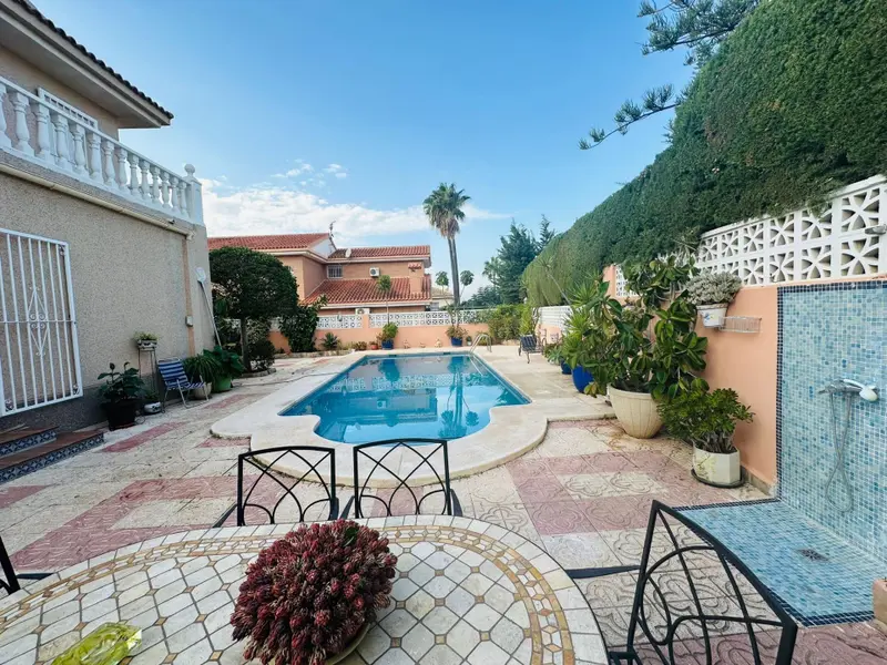 Villa de 4 dormitorios en Benidorm, Costa Blanca — foto 26 de 26